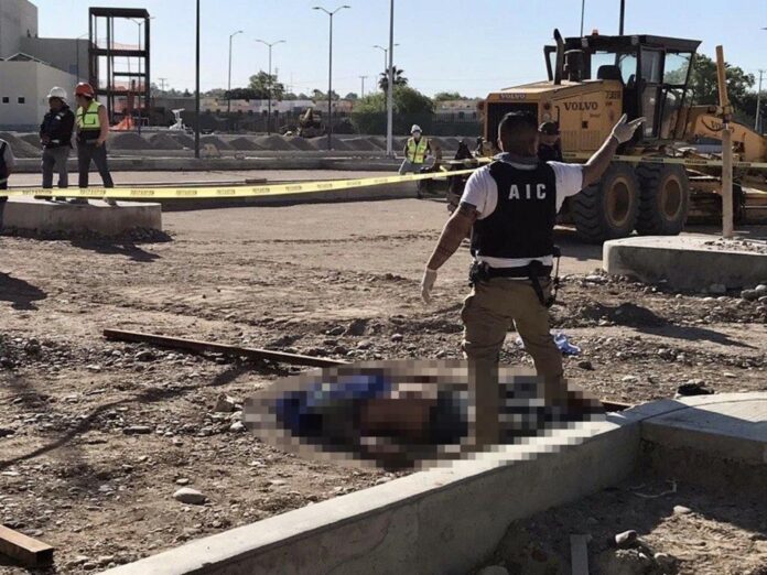 muere-persona-en-accidente-de-construccion-del-imss-acuna-cam