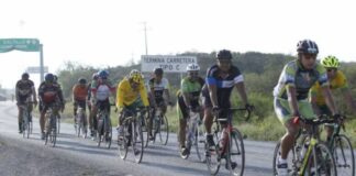 ciclistas-sufren-aparatoso-accidente-y-exigen-mayor-seguridad-cam